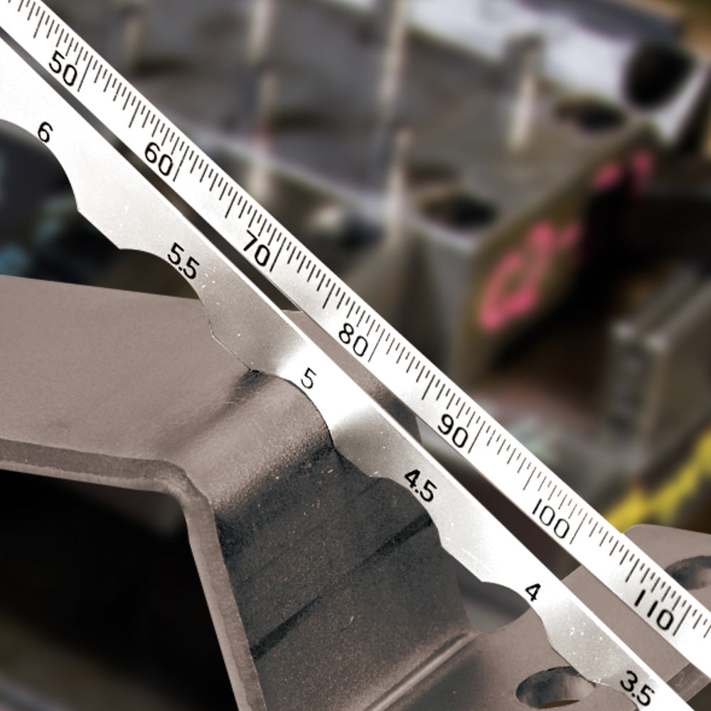 Shinwa Radius Gauge being used to measure radius of workpiece